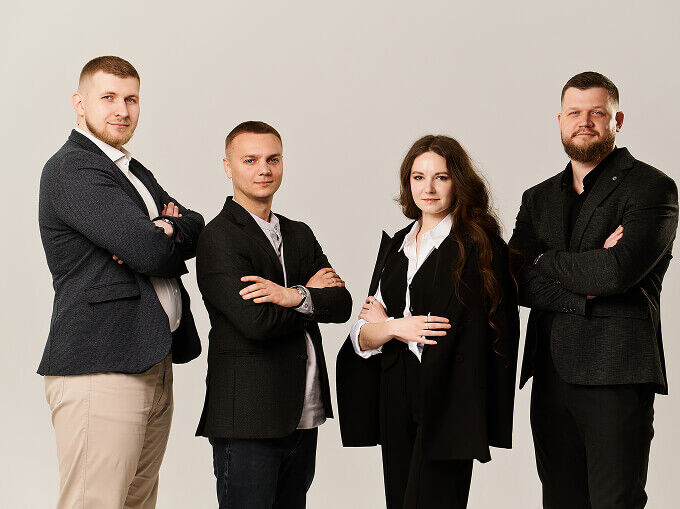 Про компанію